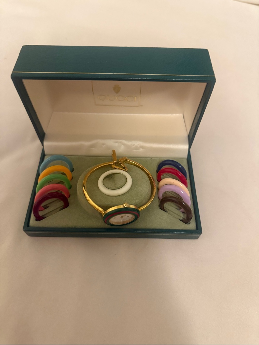 Gucci Vintage Bezel Watch With Interchangeable Color